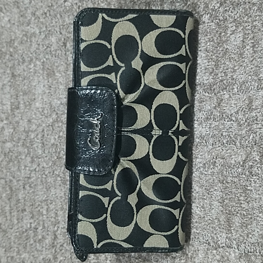 Coach Signature wallet
